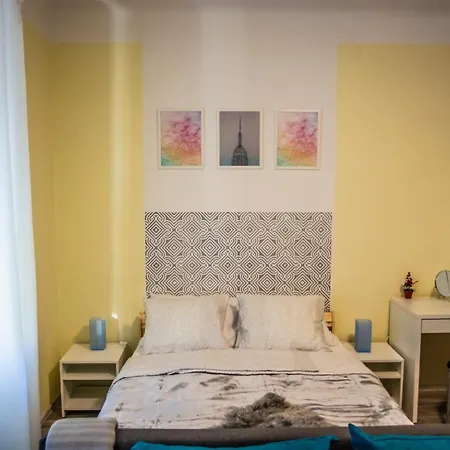 Apartment & Room Eni Zagabria Esterno foto